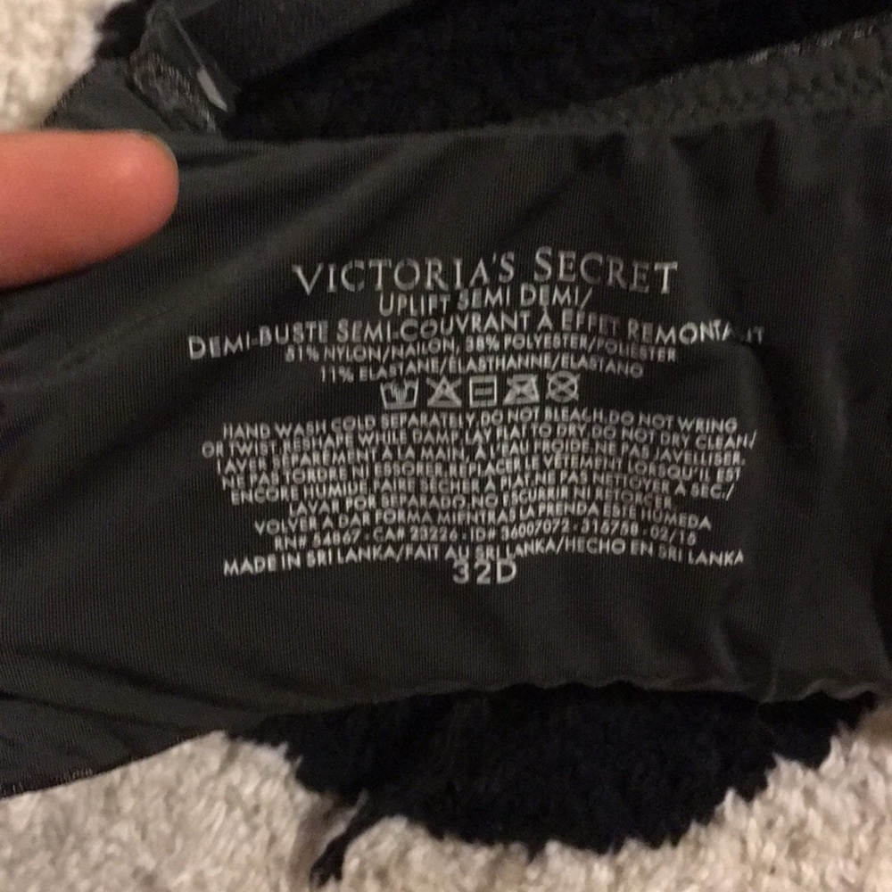 Bra - Picture 3 of 4